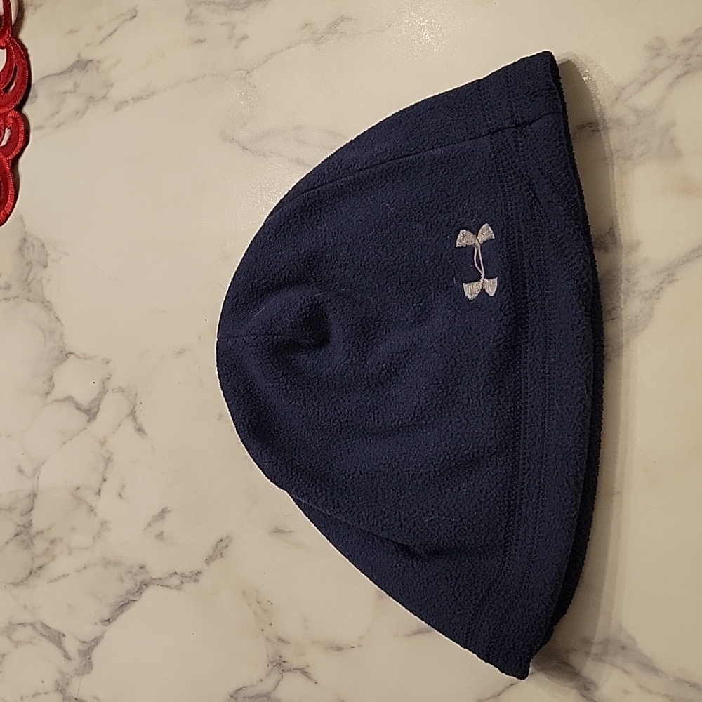 Under armor beanie hat